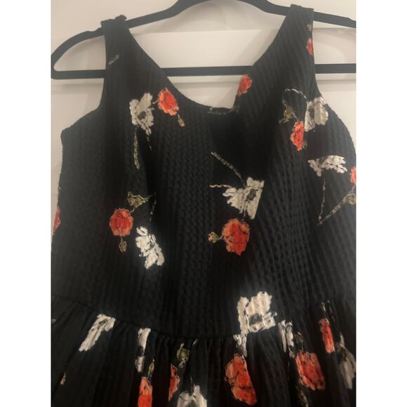 EUC - Topshop by Kate Moss Floral
Waffle Dress Size 6 - Picture 5 of 7